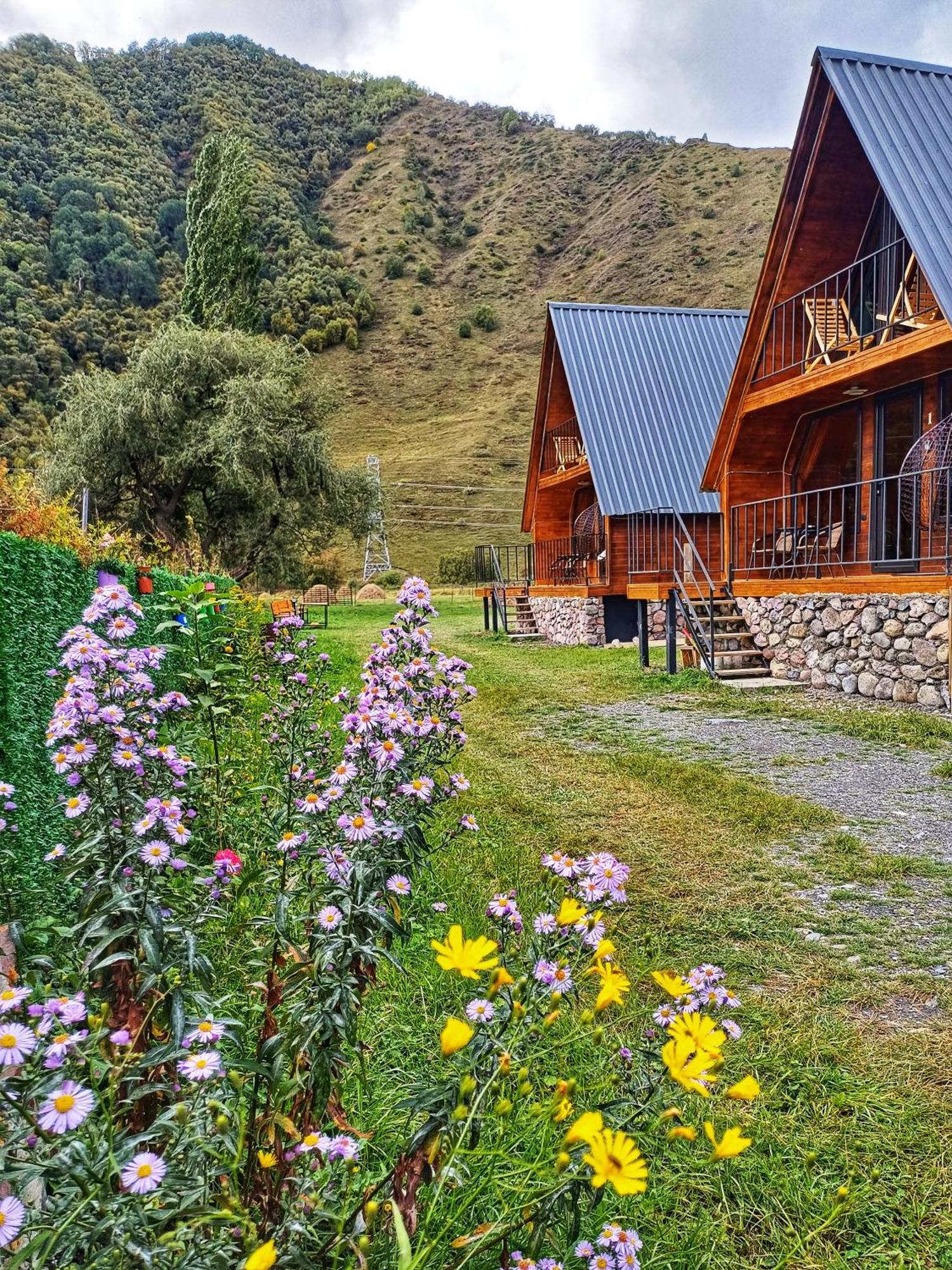 Panorama Cottages In Sno Экстерьер фото